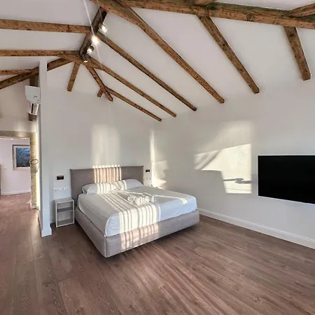 招待所 White Stone