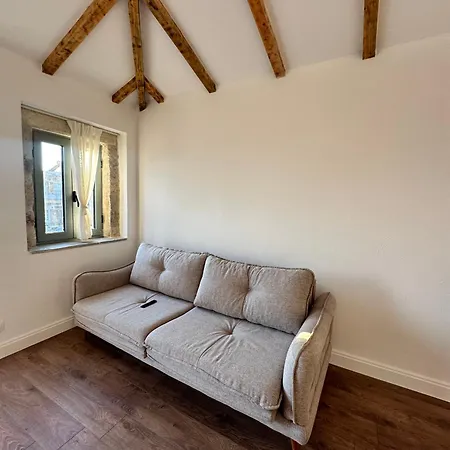 招待所 White Stone 希马拉