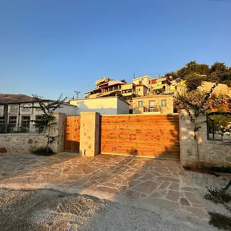 White Stone 招待所 *