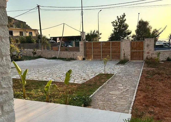 White Stone * Himarë