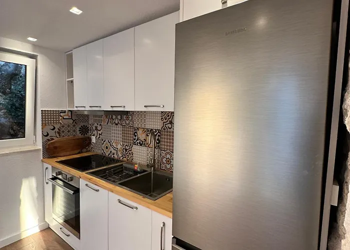 White Stone * Himarë